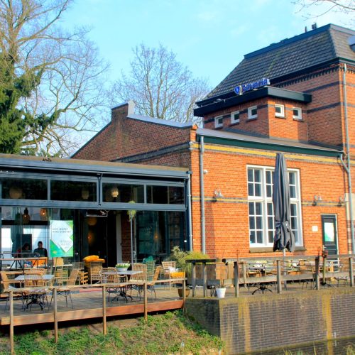 First Floor's interieur